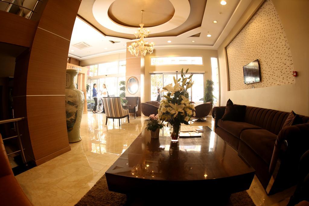 Way Hotel İzmir Buitenkant foto