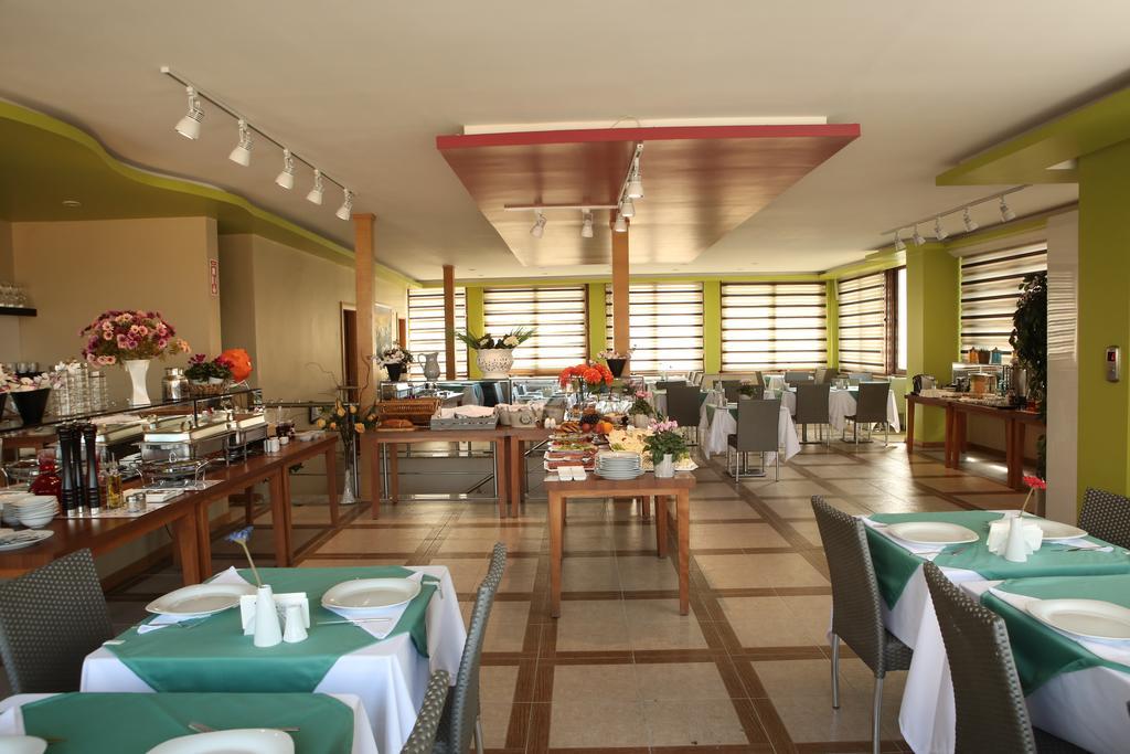 Way Hotel İzmir Buitenkant foto