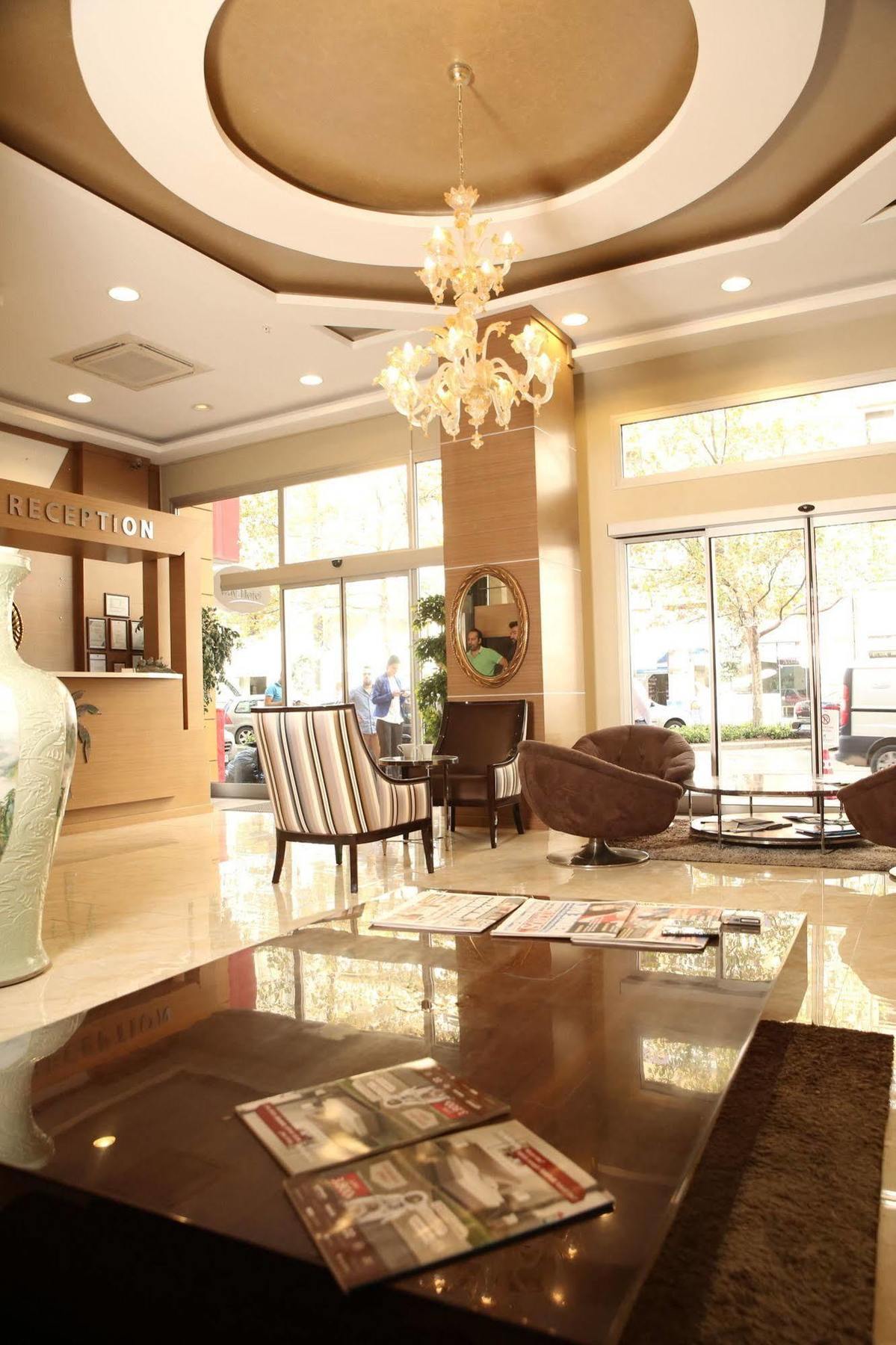 Way Hotel İzmir Buitenkant foto